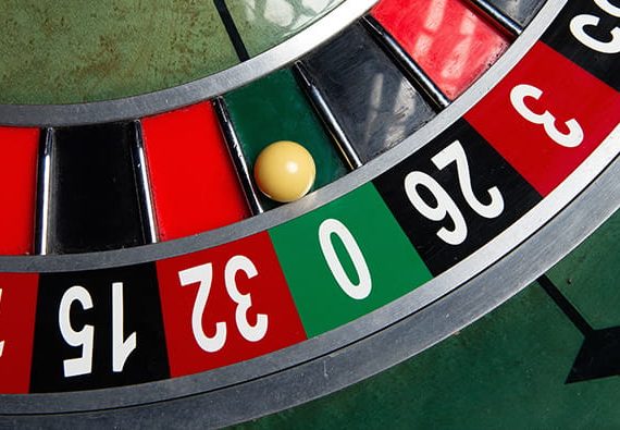 What is the green zero in roulette and why is it special?